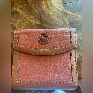 Dooney & Bourke Vintage Wallet is in good vintage condition